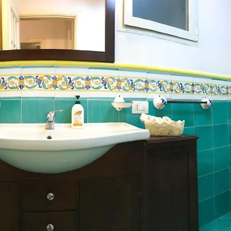 Gogas Amalfi Coast سيتارا